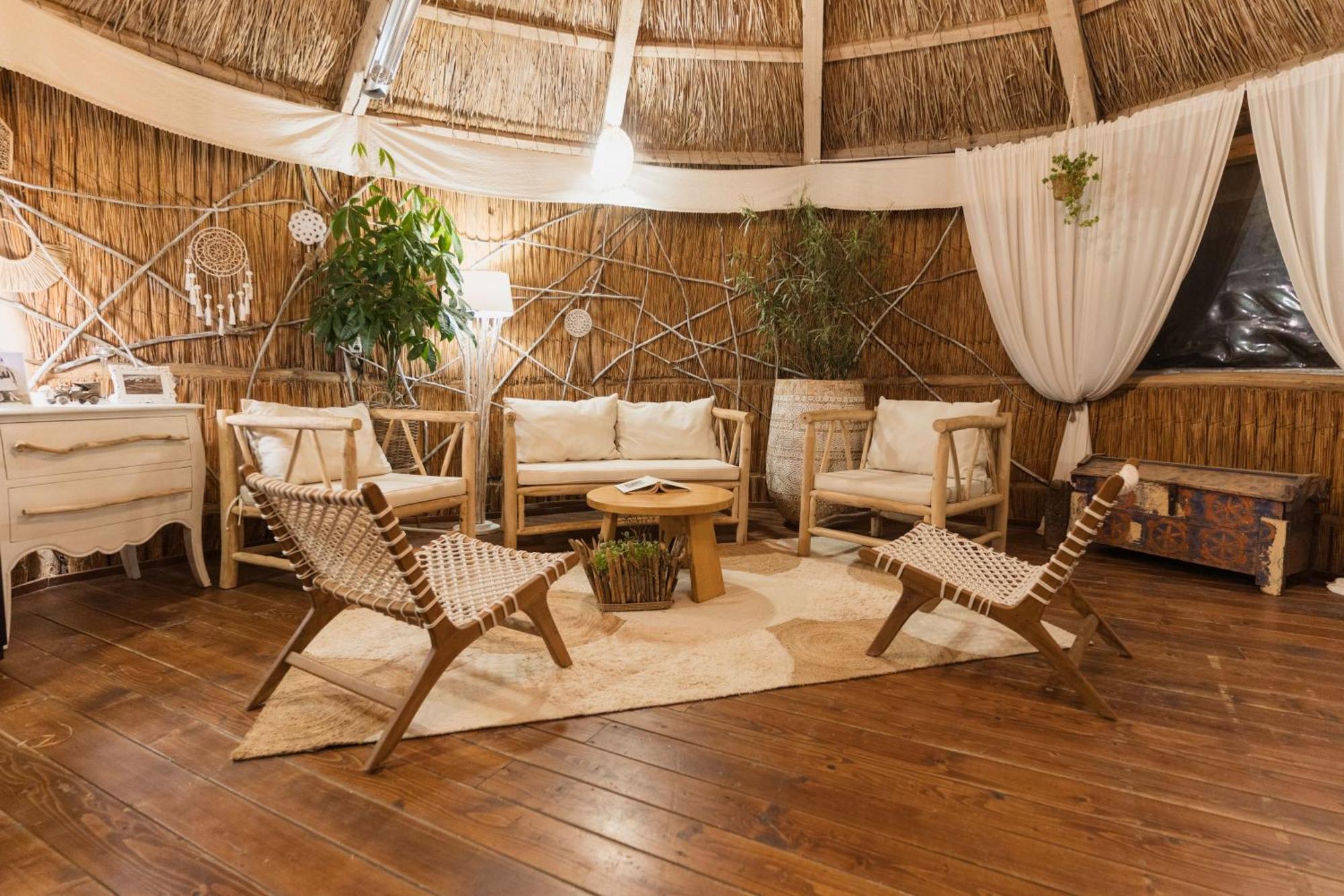 5 Chirpici - Small Traditional Resort Муригьол Екстериор снимка